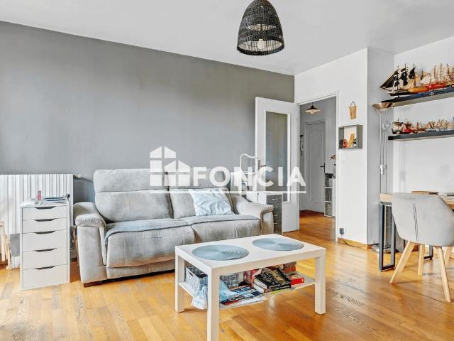 Appartement 4 pièces 77 m²
