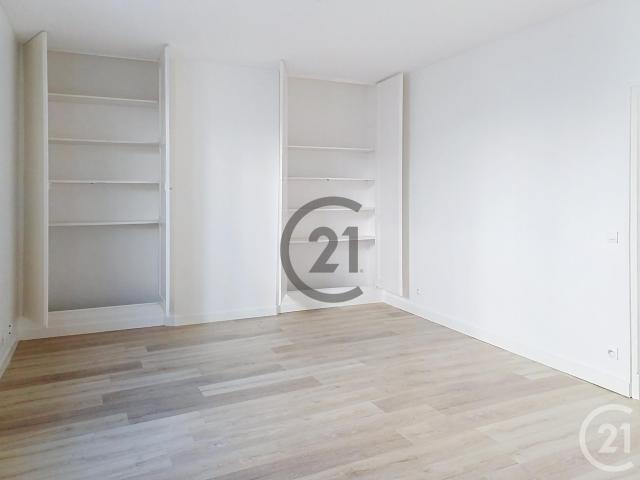 Appartement 4 pièces 77 m²