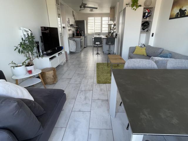 Appartement 4 pièces 77 m²