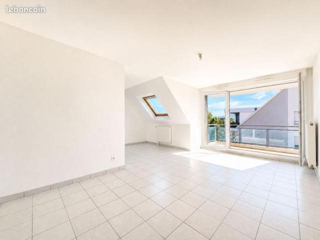 Appartement 4 pièces 77 m²