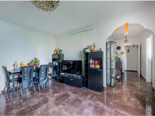Appartement 4 pièces 77 m²