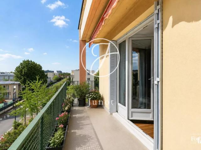 Appartement 4 pièces 77 m²