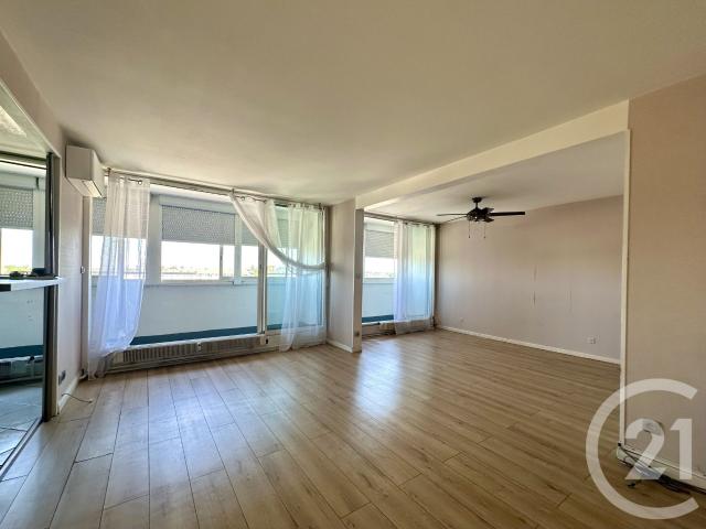 Appartement 4 pièces 77 m²