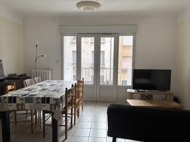 Appartement 4 pièces 77 m²