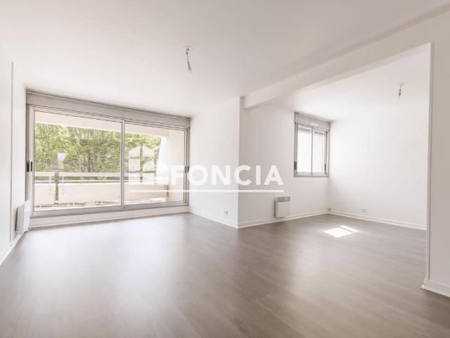 Appartement 4 pièces 77 m²
