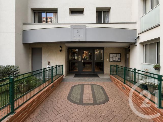 Appartement 4 pièces 77 m²