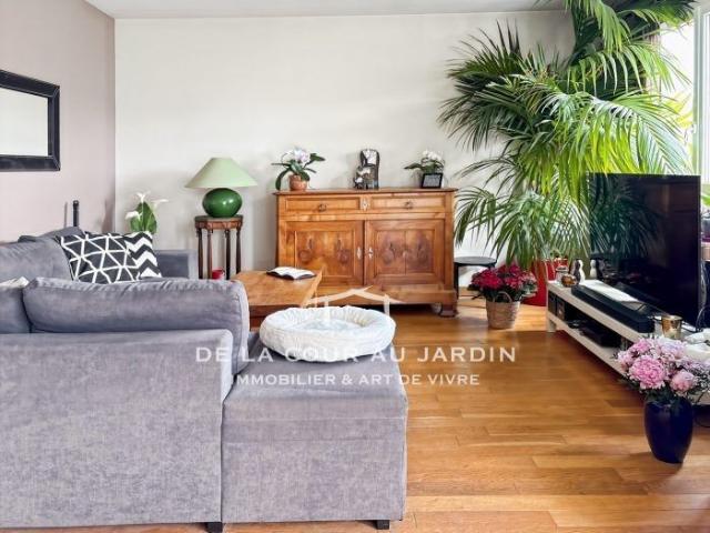 Appartement 4 pièces 77 m²