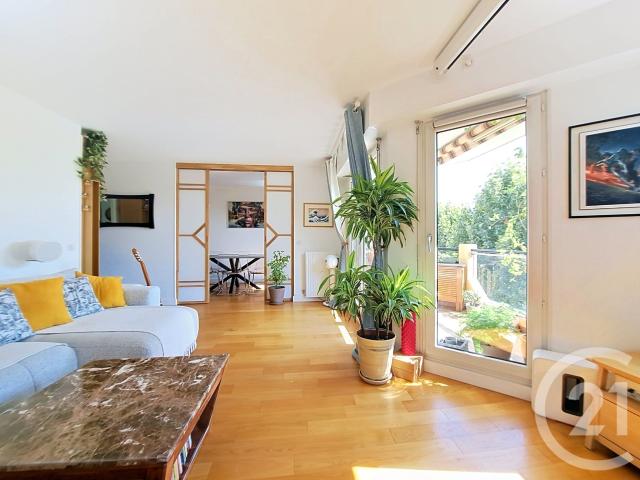 Appartement 4 pièces 77 m²