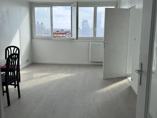 Appartement 4 pièces 77 m²