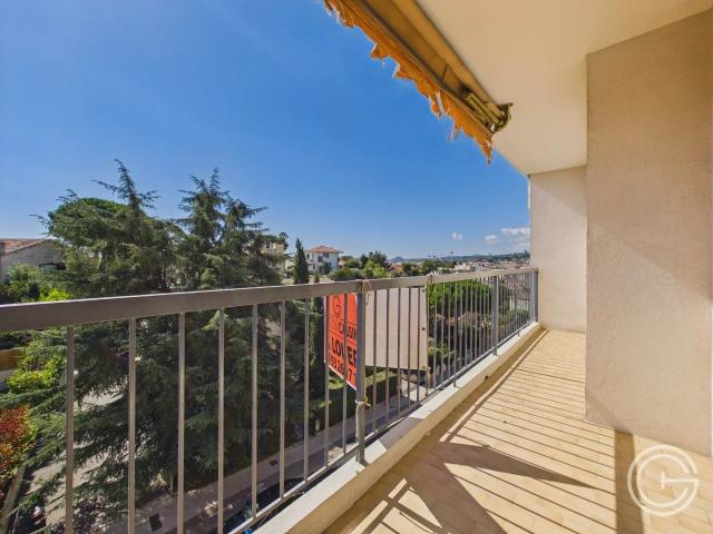 Appartement 4 pièces 77 m²