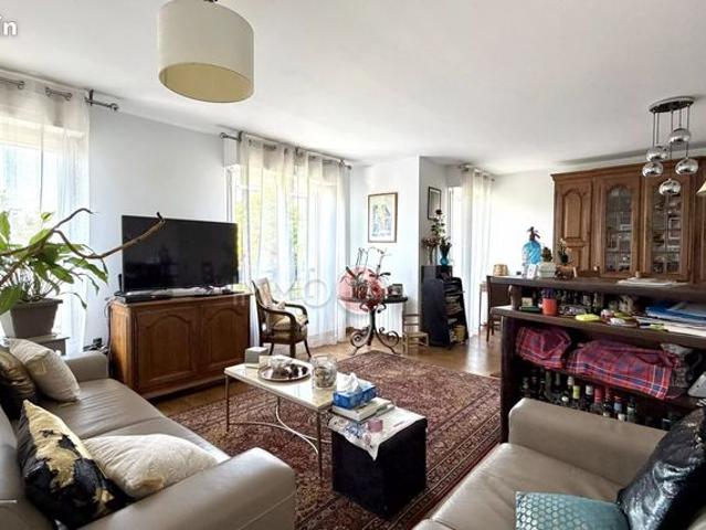 Appartement 4 pièces 77 m²