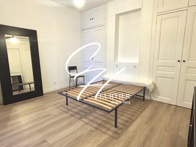 Appartement 4 pièces, 74 m² à louer à Grenoble 38000