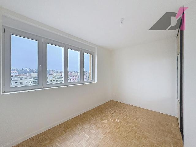 Appartement 4 pièces, 74 m² à louer à Mâcon 71000