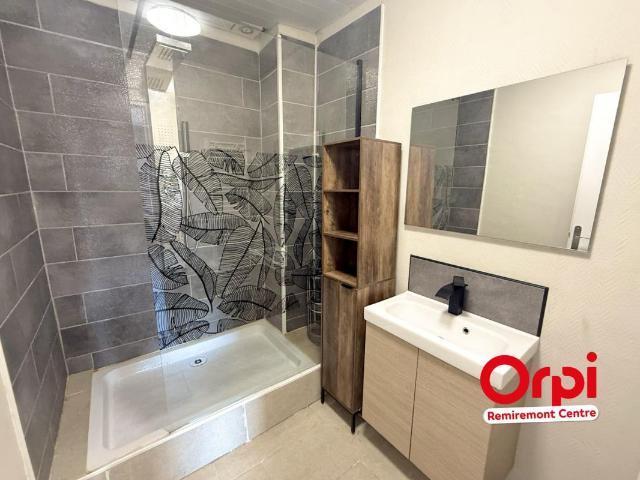 Appartement 4 pièces, 74 m² à louer à Remiremont 88200