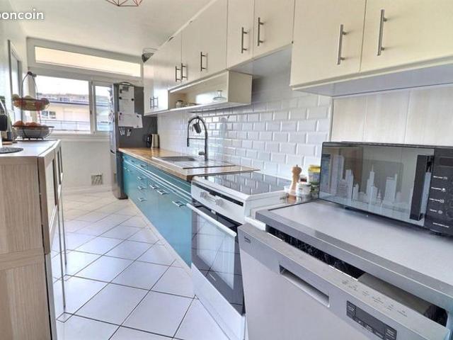 Appartement 4 pièces 74 m²