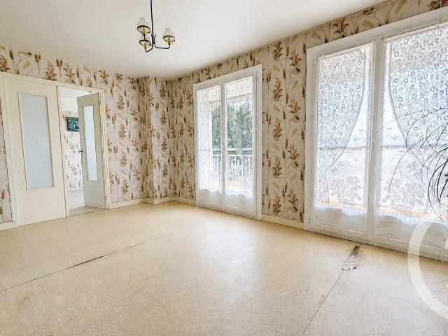 Appartement 4 pièces 74 m²