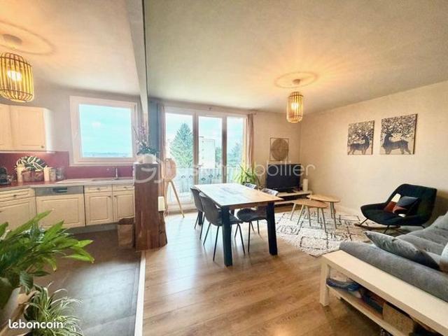 Appartement 4 pièces 74 m²