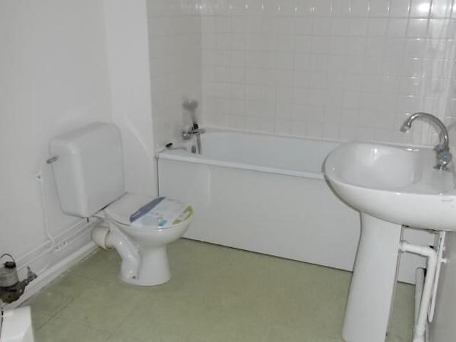 Appartement 4 pièces, 75 m² à louer à La Châtre 36400