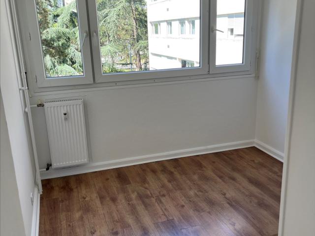 Appartement 4 pièces, 75 m² à louer à Rillieux la Pape 69140