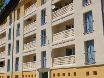 Appartement 4 pièces, 76 m² à louer à Avignon 84140