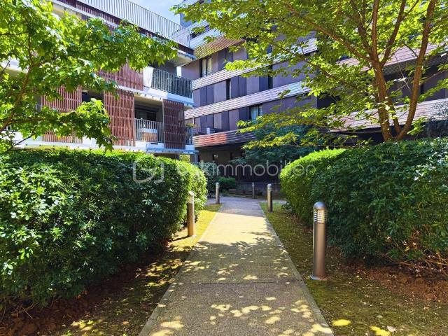 Appartement 4 pièces 76 m²