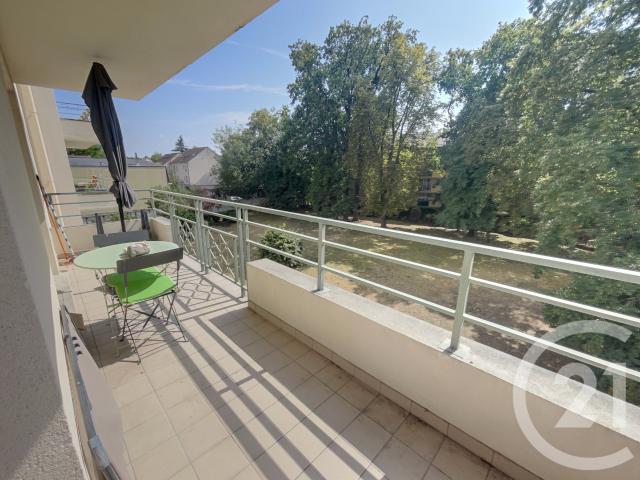 Appartement 4 pièces 76 m²