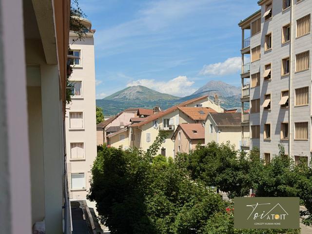 Appartement 4 pièces 76 m²
