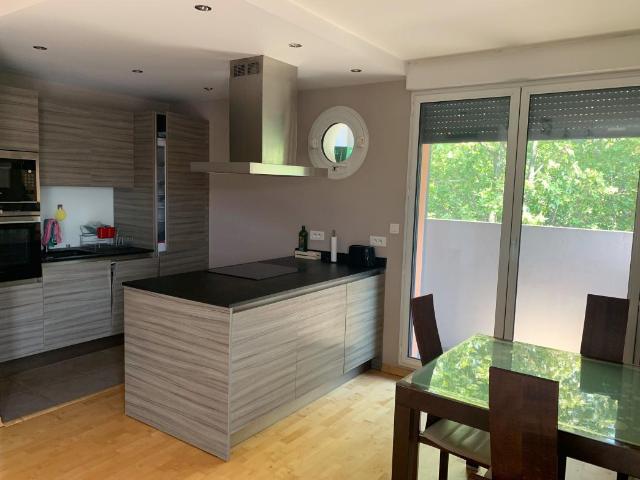 Appartement 4 pièces 77 m²