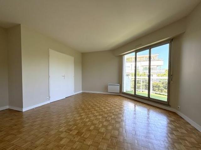 Appartement 4 pièces 78150