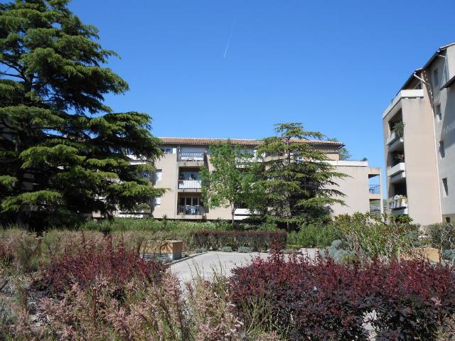 Appartement 4 pièces, 78 m² à louer à Avignon 84000