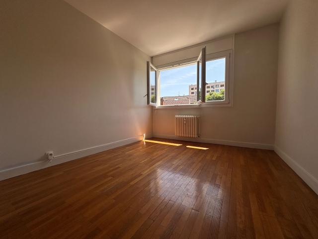 Appartement 4 pièces, 79 m² à louer à Chambéry 73000
