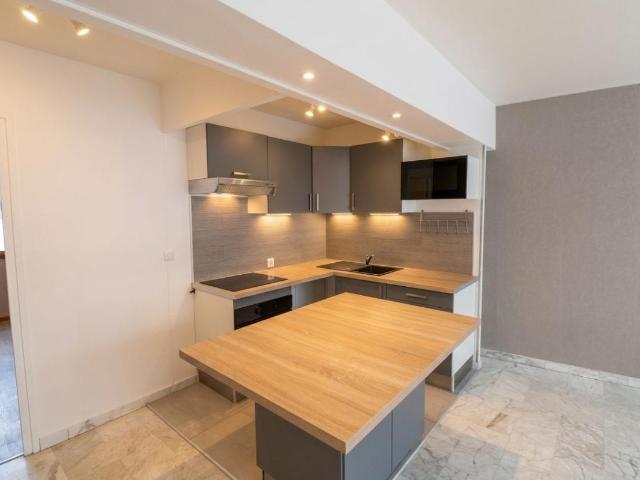 Appartement 4 pièces, 79 m² à louer à Pont de Chéruy 38230