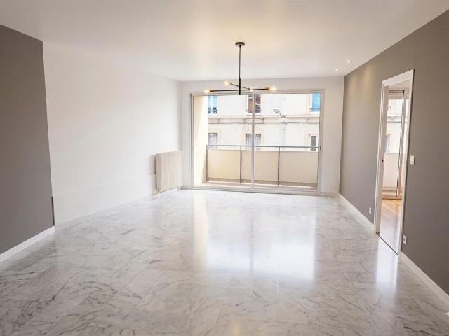 Appartement 4 pièces, 79 m² à louer à Pont de Chéruy 38230