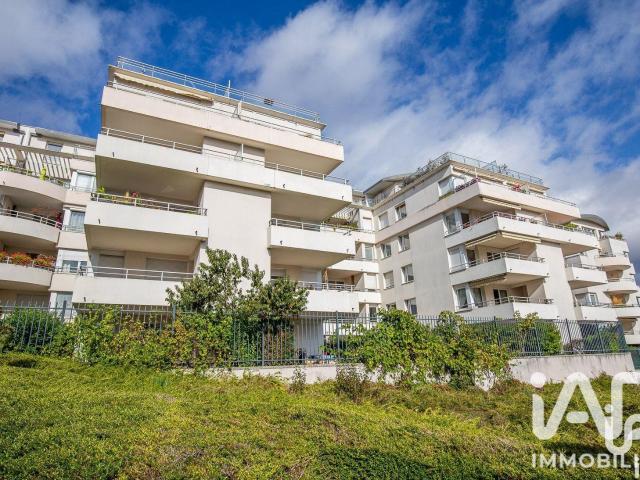 Appartement 4 pièces 79 m²