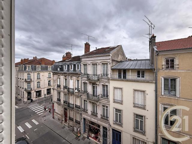 Appartement 4 pièces 79 m²