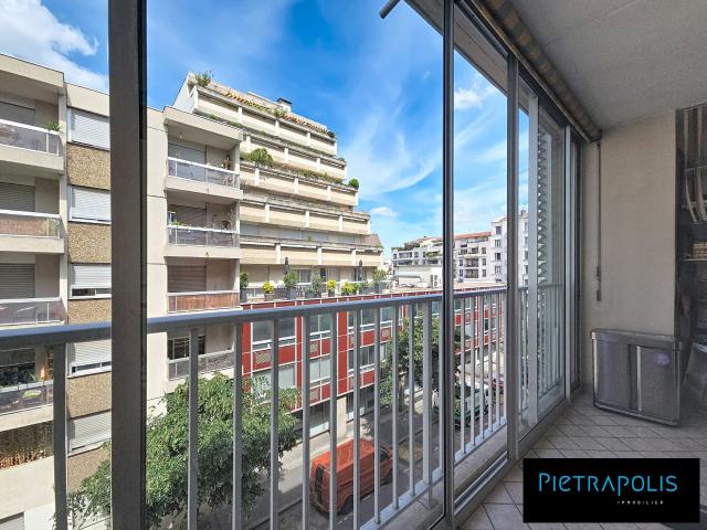 Appartement 4 pièces 79 m²