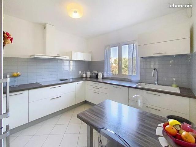 Appartement 4 pièces 79 m²