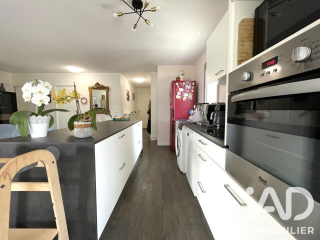 Appartement 4 pièces, 83 m² à louer à Bordeaux 33000