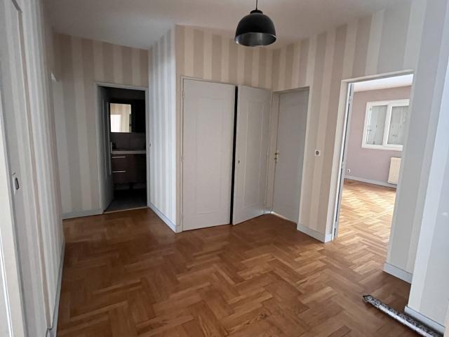 Appartement 4 pièces 83 m²