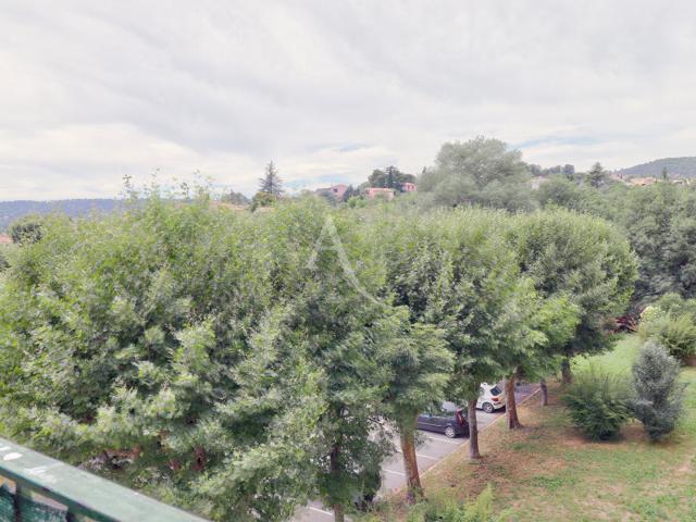 Appartement 4 pièces 83 m²
