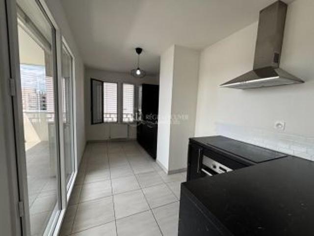 Appartement 4 pièces 80.06 m²