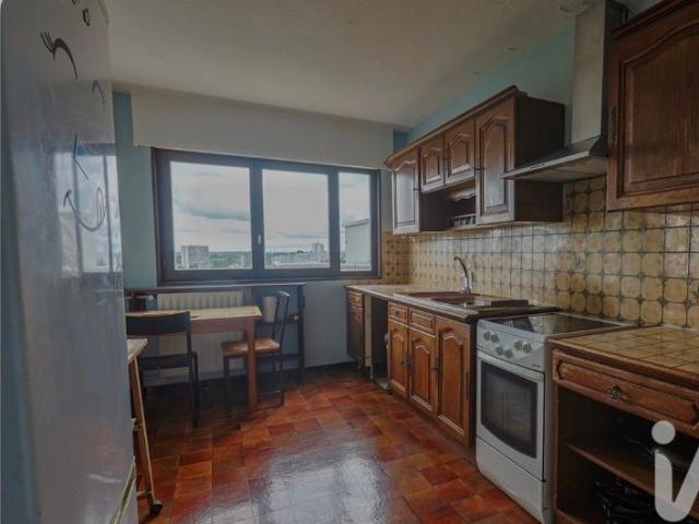 Appartement 4 pièces, 80 m² à louer à Vandœuvre lès Nancy 54500