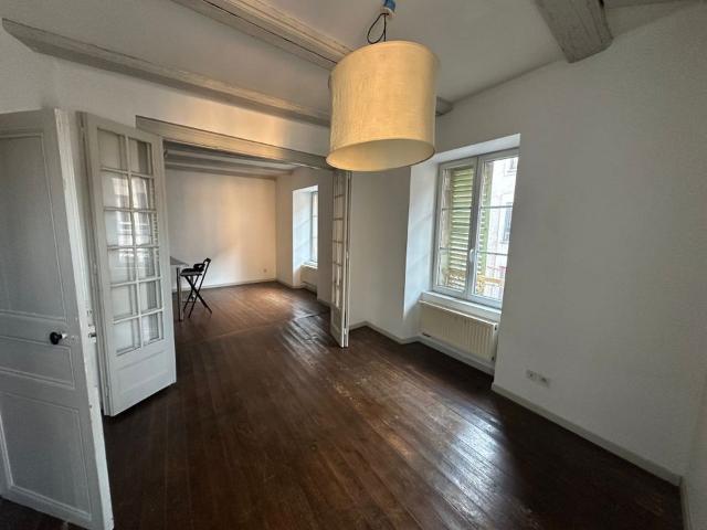 Appartement 4 pièces, 80 m² à louer à Belfort 90000