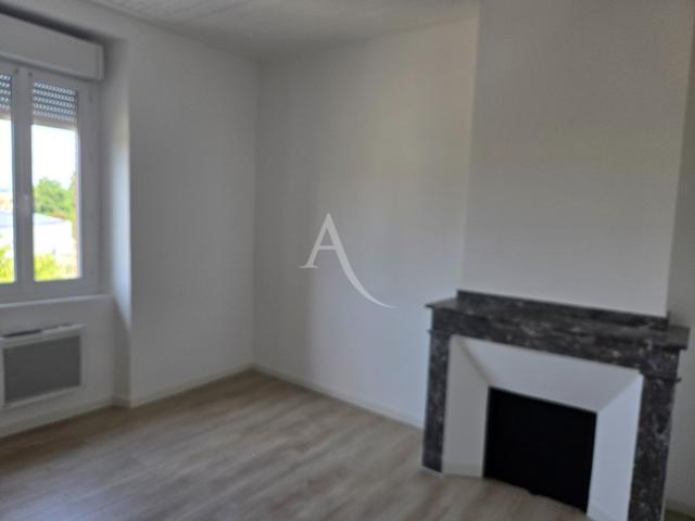 Appartement 4 pièces, 80 m² à louer à Carmaux 81400