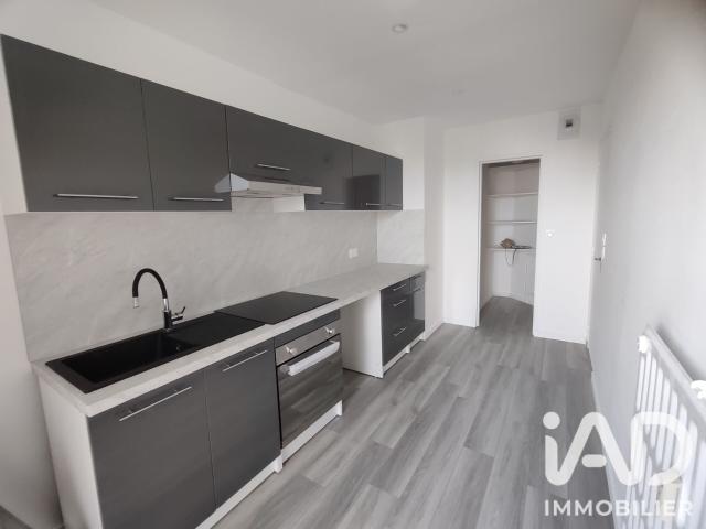 Appartement 4 pièces, 80 m² à louer à Chartres 28000