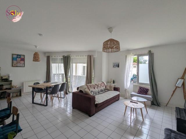 Appartement 4 pièces, 80 m² à louer à Cognac 16100