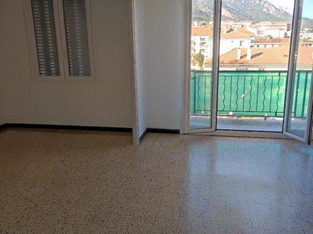 Appartement 4 pièces, 80 m² à louer à Corte 20250