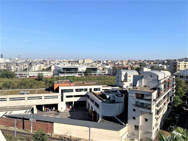 Appartement 4 pièces, 80 m² à louer à Issy les Moulineaux 92130
