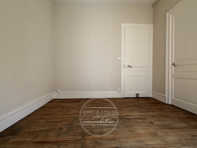 Appartement 4 pièces, 80 m² à louer à Limoges 87100