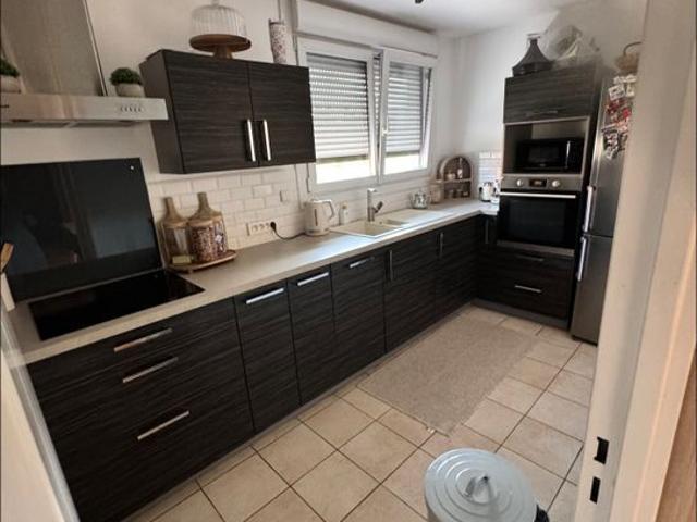 Appartement 4 pièces, 80 m² à louer à Lille 59000